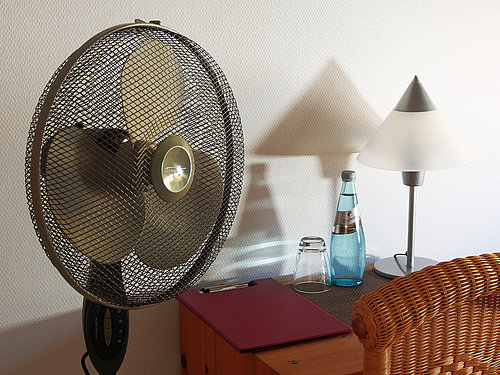 OLYMPUS DIGITAL CAMERA Schillereck_Lorsch_P8070227-hdr