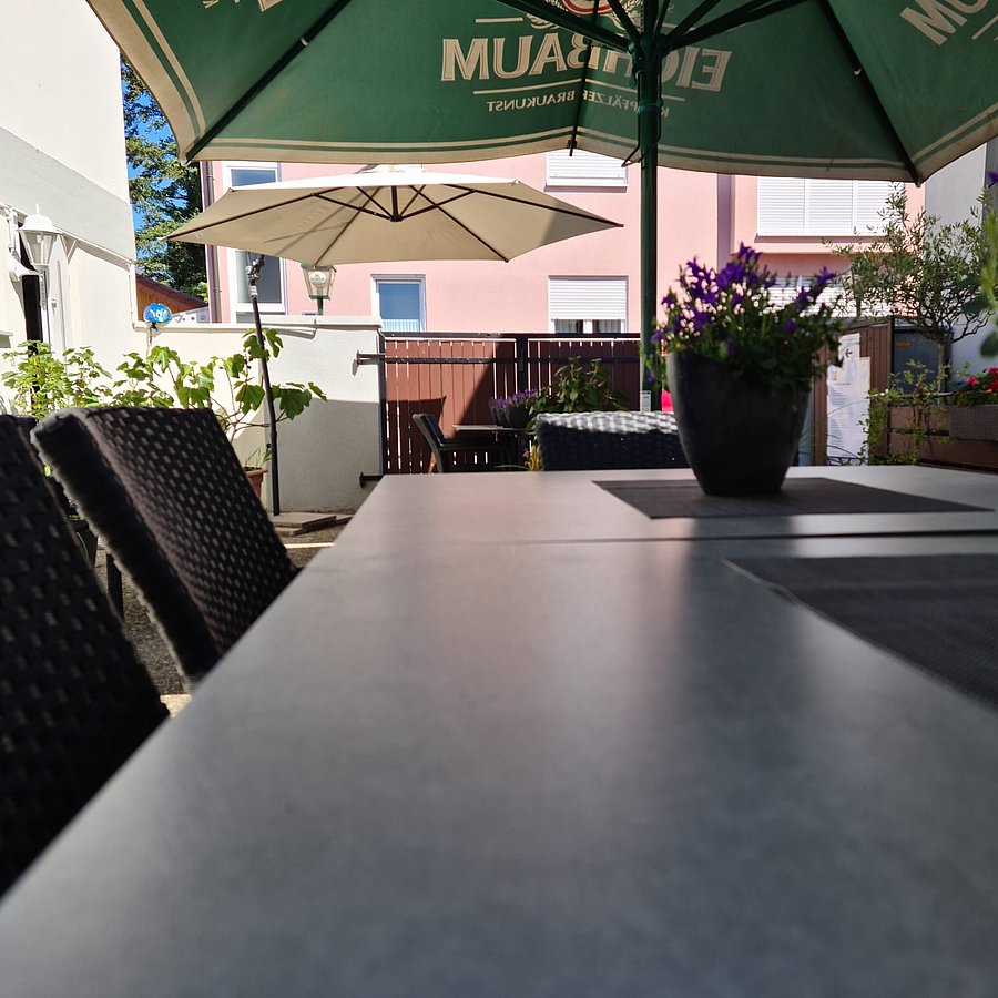 Der Biergarten Schillereck Lorsch Biergarten